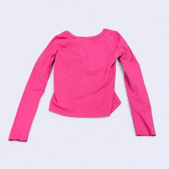 No Boundaries Hot Pink Ribbed V-Neck Top - Picture 2 of 3
